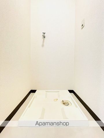 エタージュ中宮の内装写真