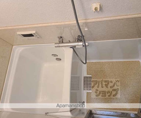 コーポラスナリタの内装写真