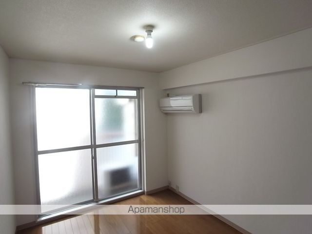 衣笠氷室町マンションの内装写真