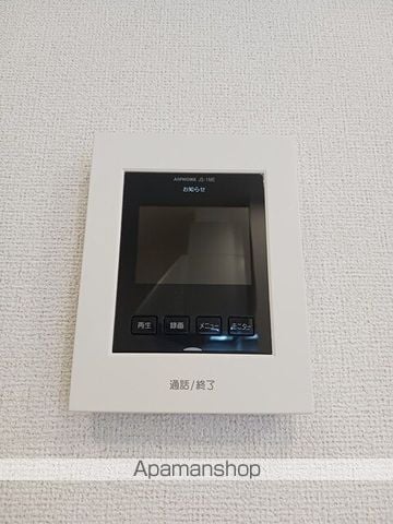 イースト オレヌの内装写真