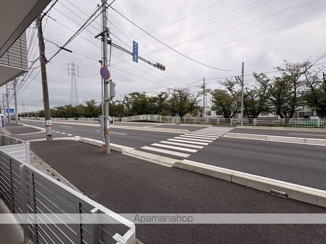 キャメル吉川スリジエの玄関写真