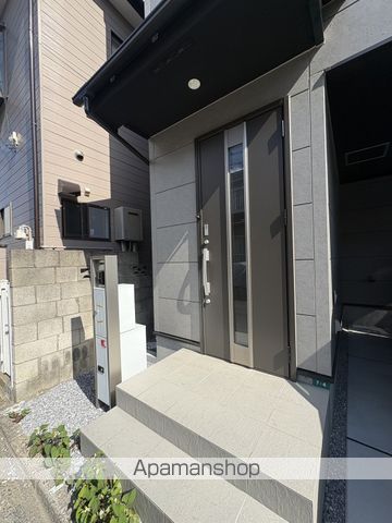埼京線 南与野駅 徒歩21分 3階建 築2年の玄関写真