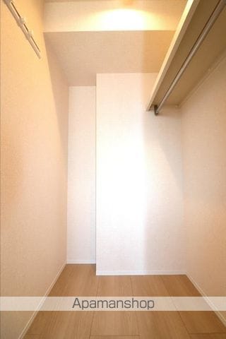 D ROOM清水新居Iの内装写真