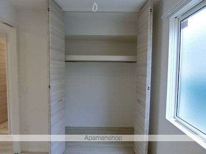 Ｌａ　Ｖｉｅｒｇｅ　Ⅱ[1LDK/35.48m2]の収納