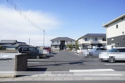 群馬県太田市下浜田町[1LDK/49.71m2]の駐車場2