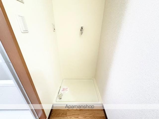 ストリーム氏神前の内装写真