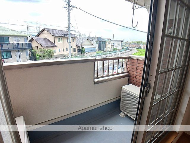 ジェネシスIの内装写真