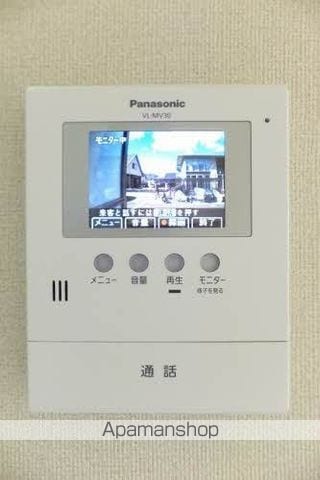 FORECASTLE IIIの内装写真