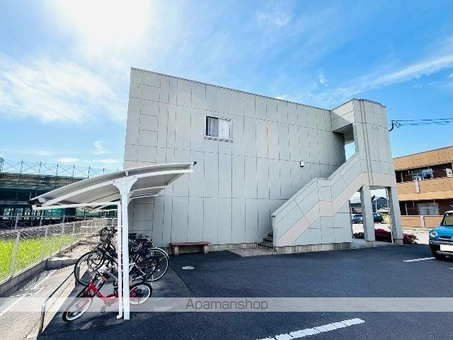 トワ エ・シャロムの外観写真