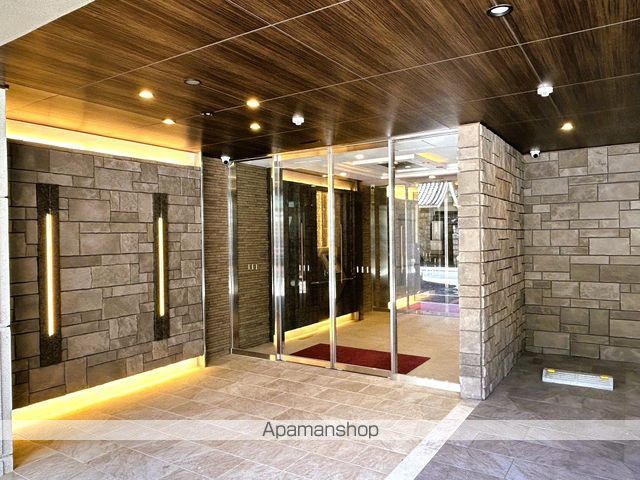 澄和レジデンス広島小町の玄関写真