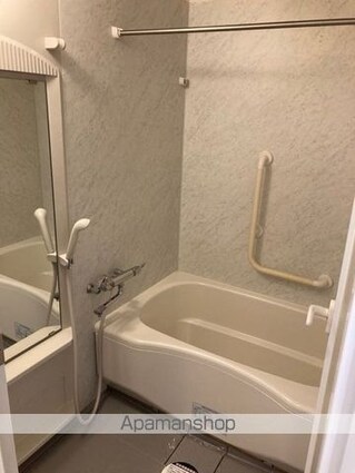 ＡＸＩＳ若松町[1K/36.12m2]のバス