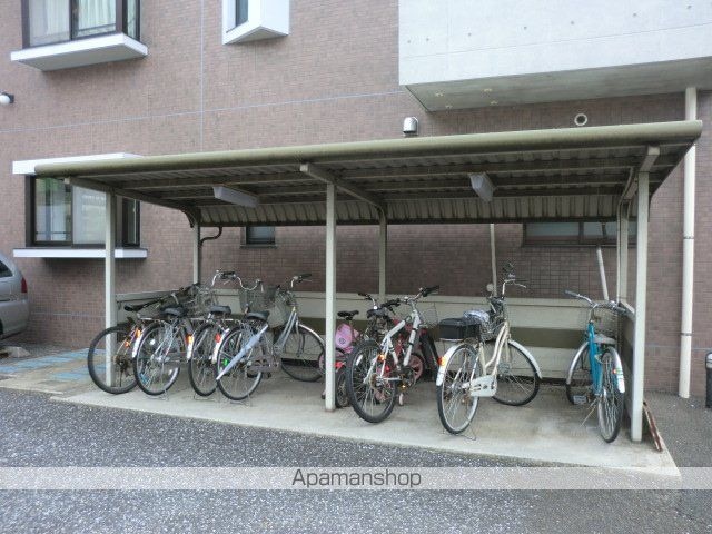 ヴァンヴェール[3DK/55m2]の共用部1