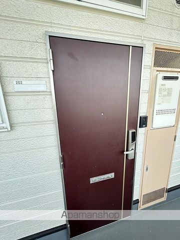 コーポツルフジの玄関写真