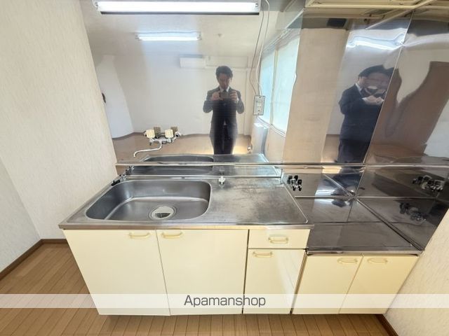 アーバンパレス214の内装写真