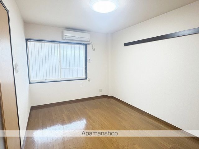 Surplusホープの内装写真