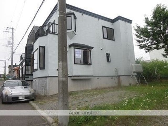 北広島市 2階建 築29年の外観写真