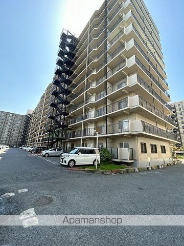 岸和田コーポラス3号棟の外観写真