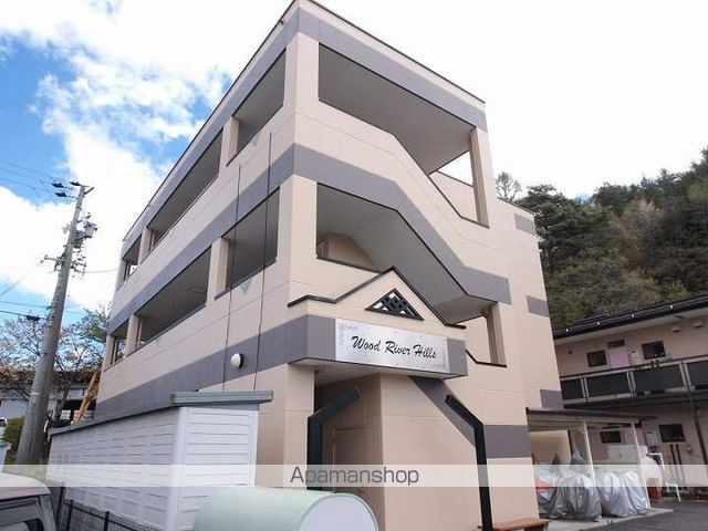 Wood River Hillsの外観写真