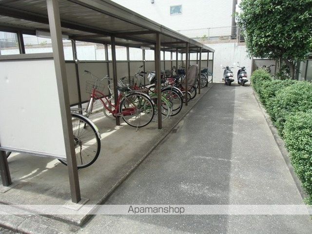 アビタシオン仁川の玄関写真