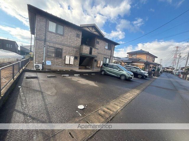 ウィルモア北方の玄関写真