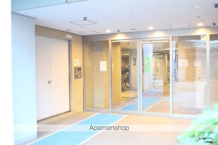 コラム神泉[1R/29.3m2]のエントランス1