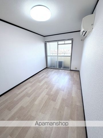 レオーネ寺田町東の内装写真