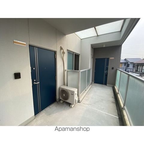 アメニティ前後の内装写真