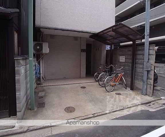 ベルメゾン堀川の玄関写真