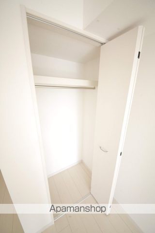 リブリ・小門の内装写真
