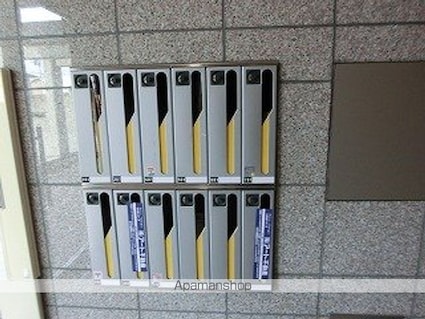 ゴードン[2LDK/56.8m2]の共用部3