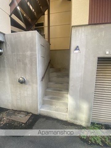 セブネイト栄通の玄関写真