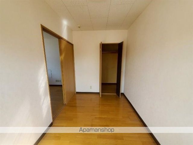 ベルシーヌ中島の内装写真