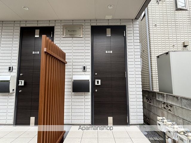サンフラワーの玄関写真