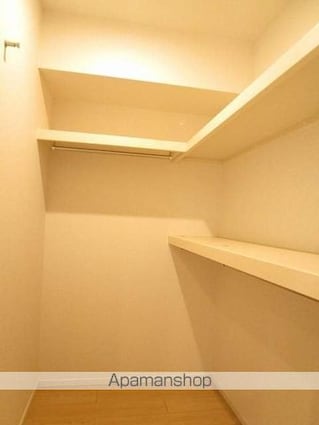 東京都武蔵村山市大南１丁目[1LDK/44.88m2]の収納