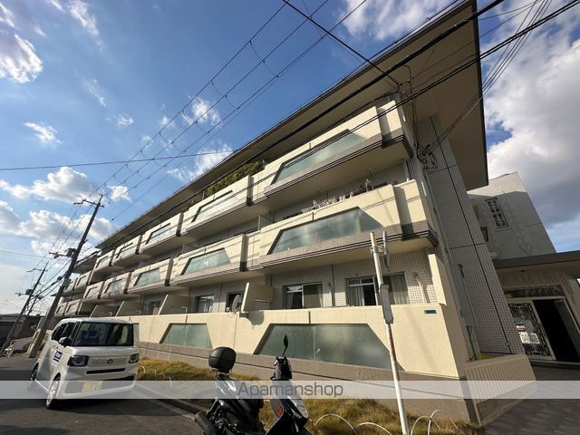 日下グランドハイツの外観写真