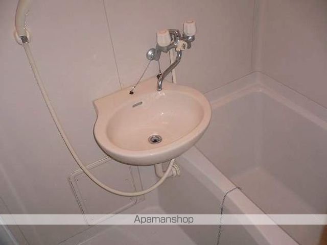 サンヒルズ赤間Iの内装写真
