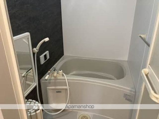 メゾン エルピスBの内装写真