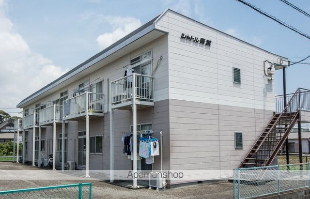 シャトル青葉の外観写真