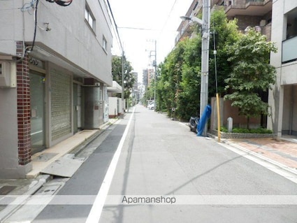 ＡＸＩＳ若松町[1K/36.12m2]の周辺1