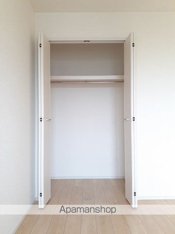 レジデンス ワイズ エフBの内装写真