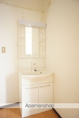 サンシャイン山野辺Bの内装写真