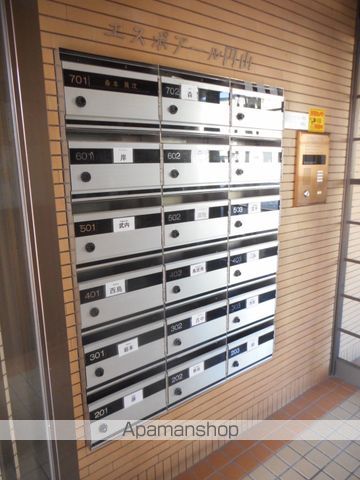 エスポアール円山の玄関写真