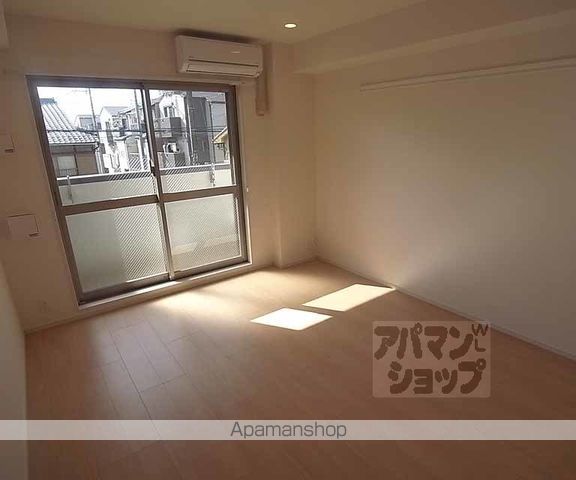 花園春日町マンションの内装写真