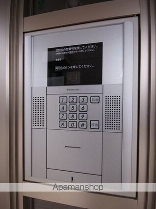 フラハ[1LDK/46.86m2]のエントランス