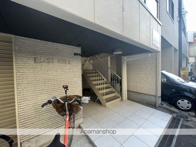 イーストヒルの玄関写真