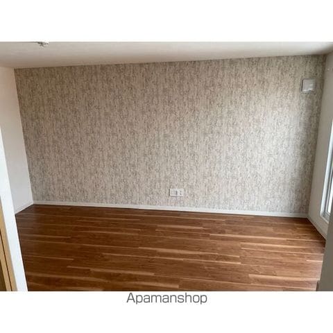 アルファスクエア福住2条の内装写真