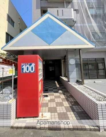 サンコート神宮東の玄関写真