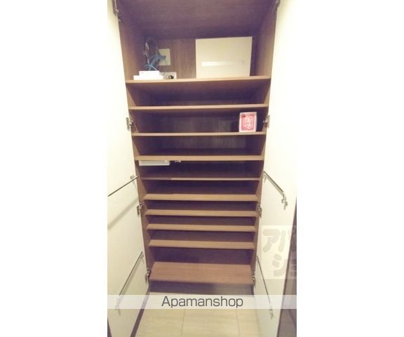 ジオ山科椥辻サウスの内装写真