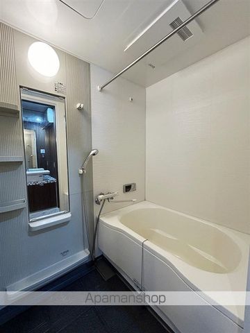 Luxuryの内装写真