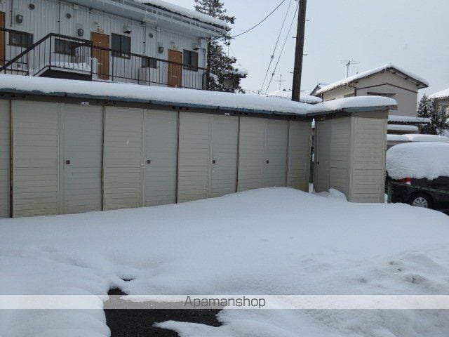 新庄マンションの外観写真